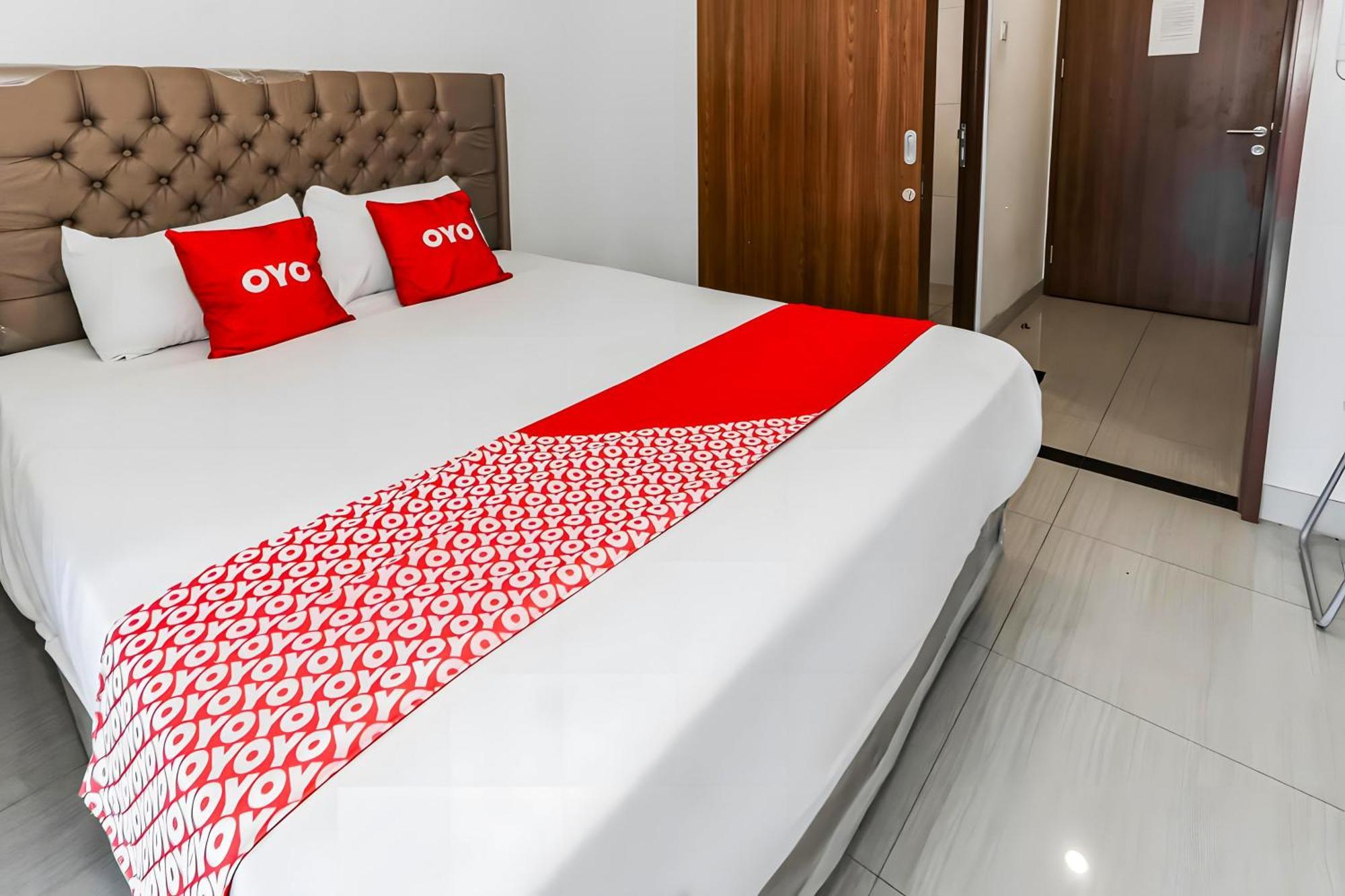 فندق Oyo 93703 F88 بيكاسي المظهر الخارجي الصورة